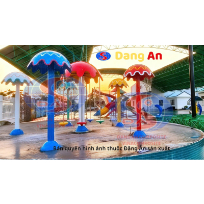 đu quay trẻ em sân chơi nước hồ bơi