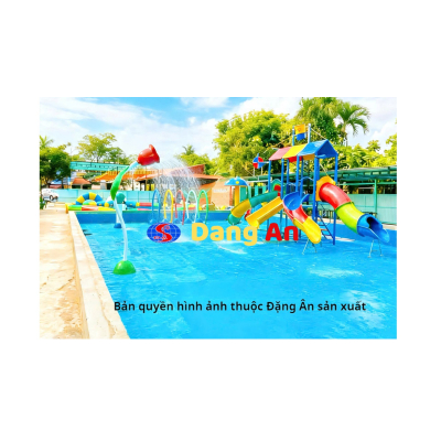 trò chơi phun nước cho bé bể bơi